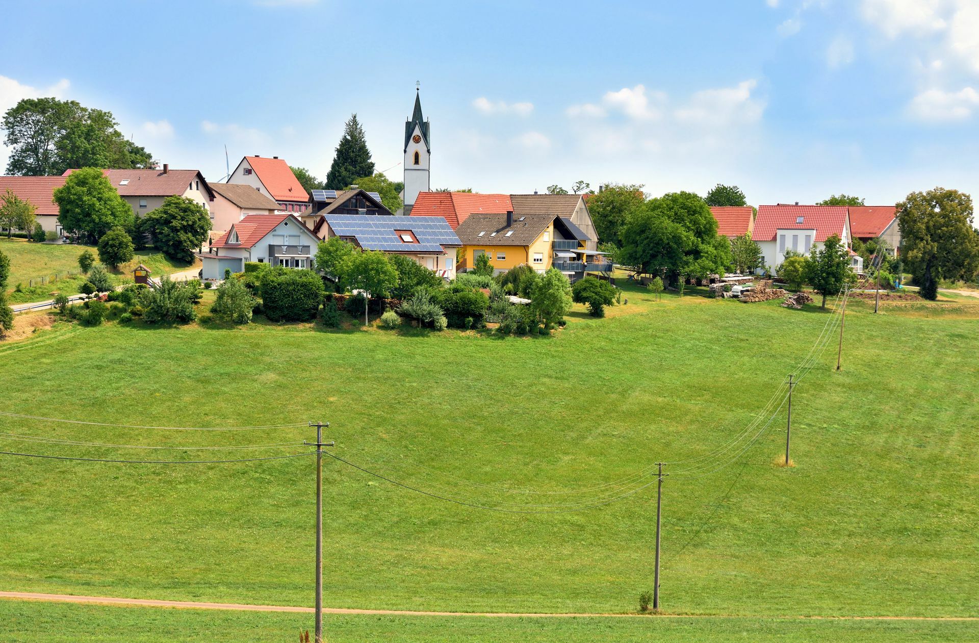 Ländliche Idylle: der Ort  Beersbach auf der Ostalb Foto: stock.adobe.com/R. STROBEL