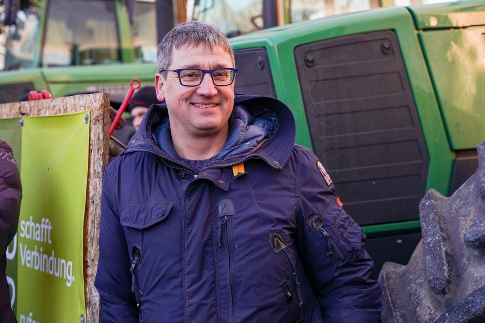 Der Holzgerlinger Landwirt Martin Schmid ist einer der Organisatoren. Bild: Dettenmeyer