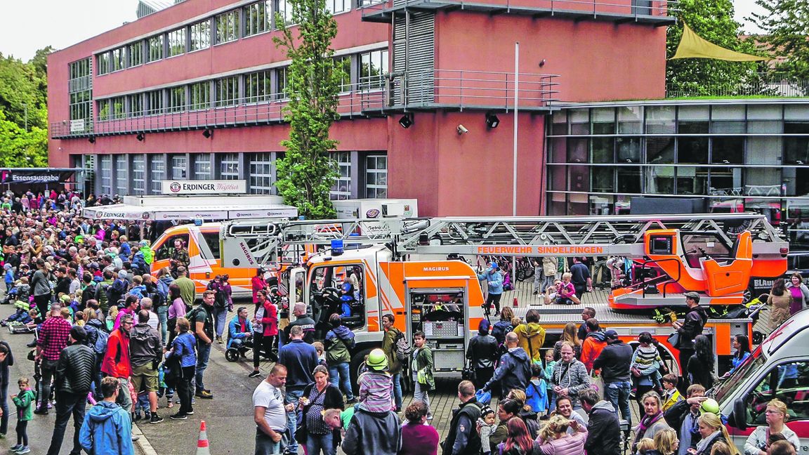 Volle Hütte beim Tag der offenen Tür der Freiwilligen Feuerwehr Sindelfingen. Bild: SDMG/Dettenmeyer