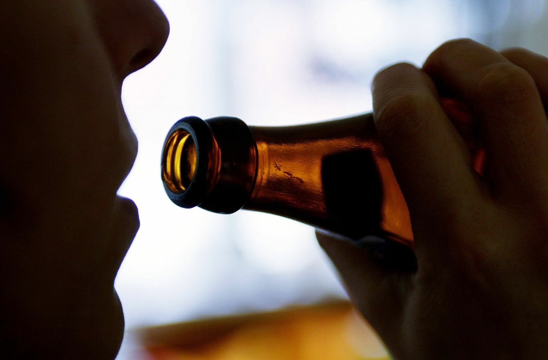 Alkohol wird von vielen nicht als Droge verstanden – und einen Rausch zu haben, gilt hierzulande nicht zwingend als etwas Schädliches.
 Foto: imago//Ralf Poller