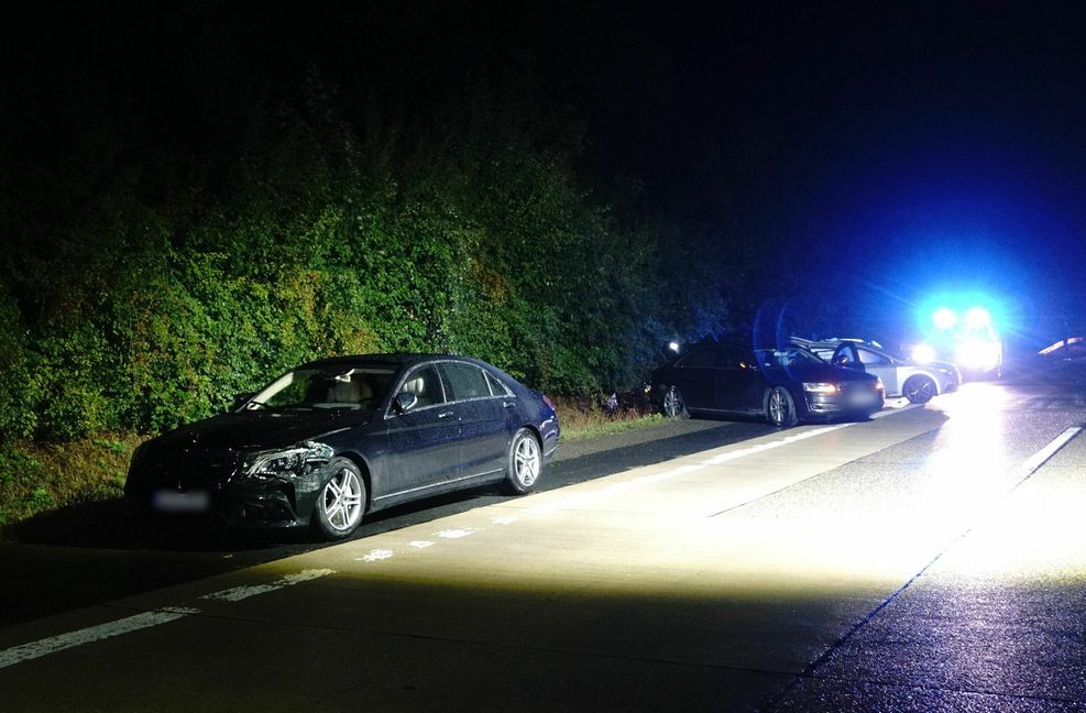 Bei starkem Regen auf der A 81 war es am Montagabend zu zwei Unfällen gekommen; auch das Fahrzeug des Ministerpräsidenten war beteiligt gewesen.