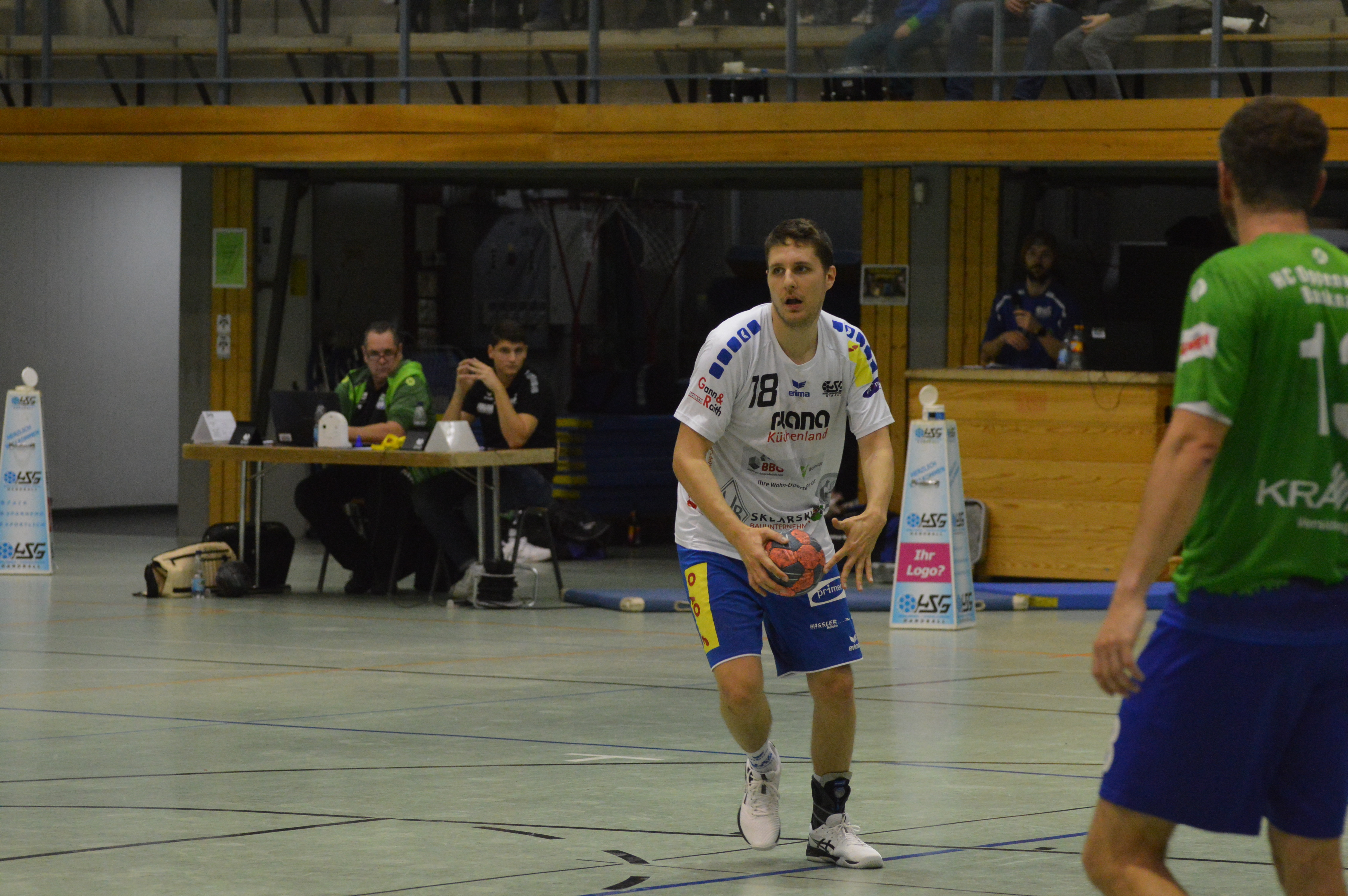 Nicholas Raff und die HSG Böblingen/Sindelfingen können heute beim VfL Pfullingen 2 locker aufspielen. Bild: Zvizdiç