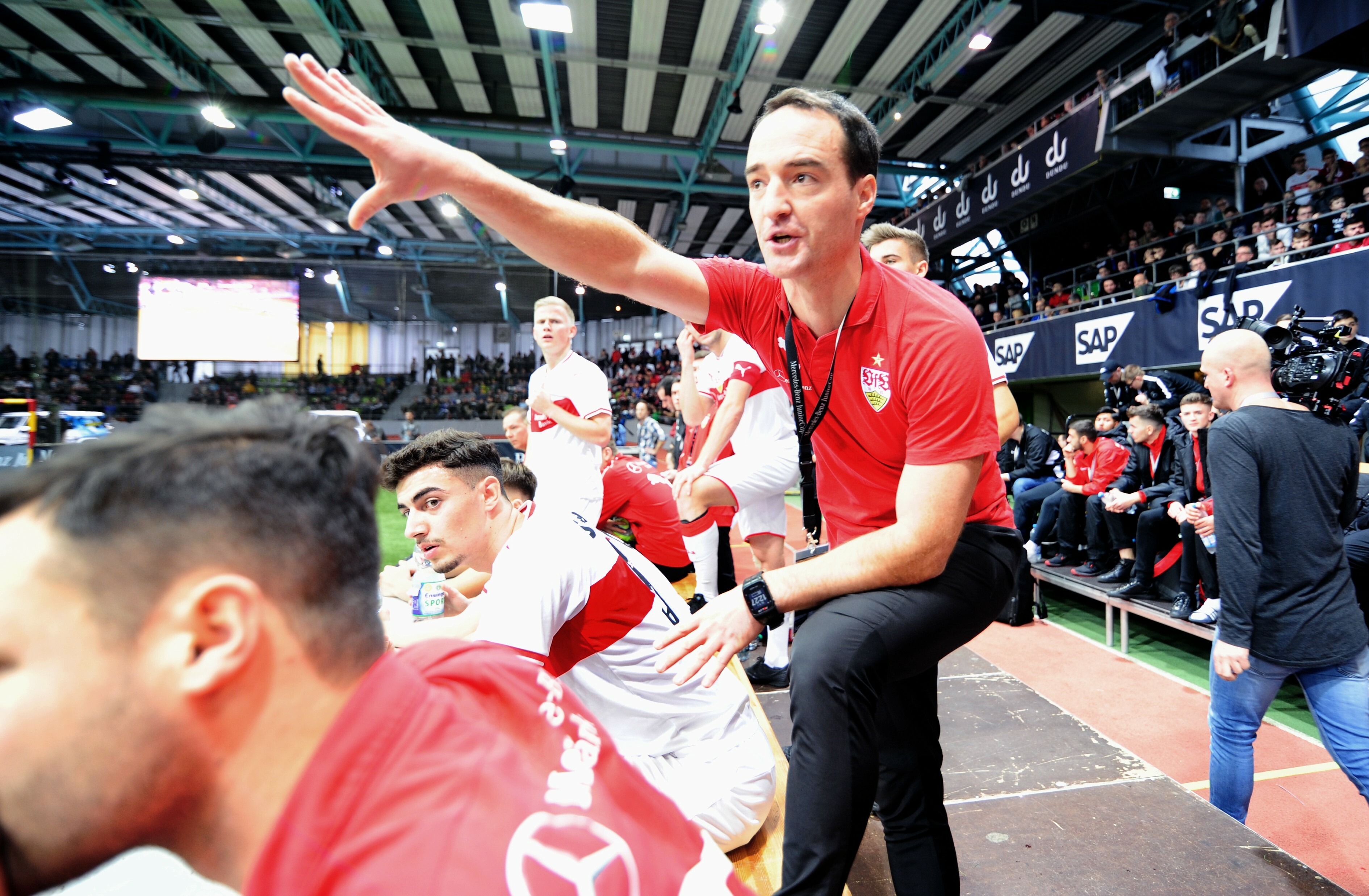 Sein Wort hat großes Gewicht: VfB-U19-Trainer Nico Willig möchte den Heimvorteil nutzen.  Bild: photostampe/A