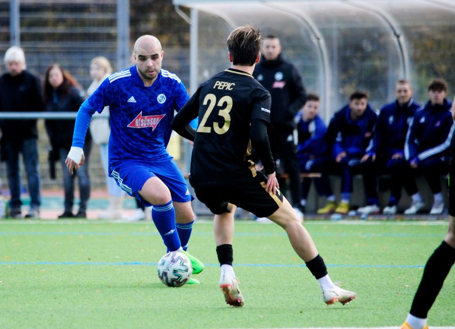 19.11.22 Sindelfingen Nr. 10 Endrit Syla (zweifacher Torschütze)