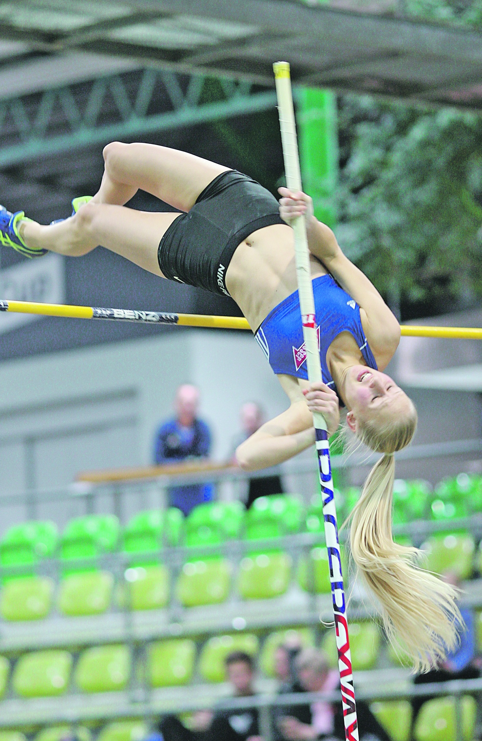Feierte im Glaspalast ein erfolgreiches Comeback: die Sindelfinger Stabhochspringerin Jacqueline Hamann.  Bild: Ralf Görlitz