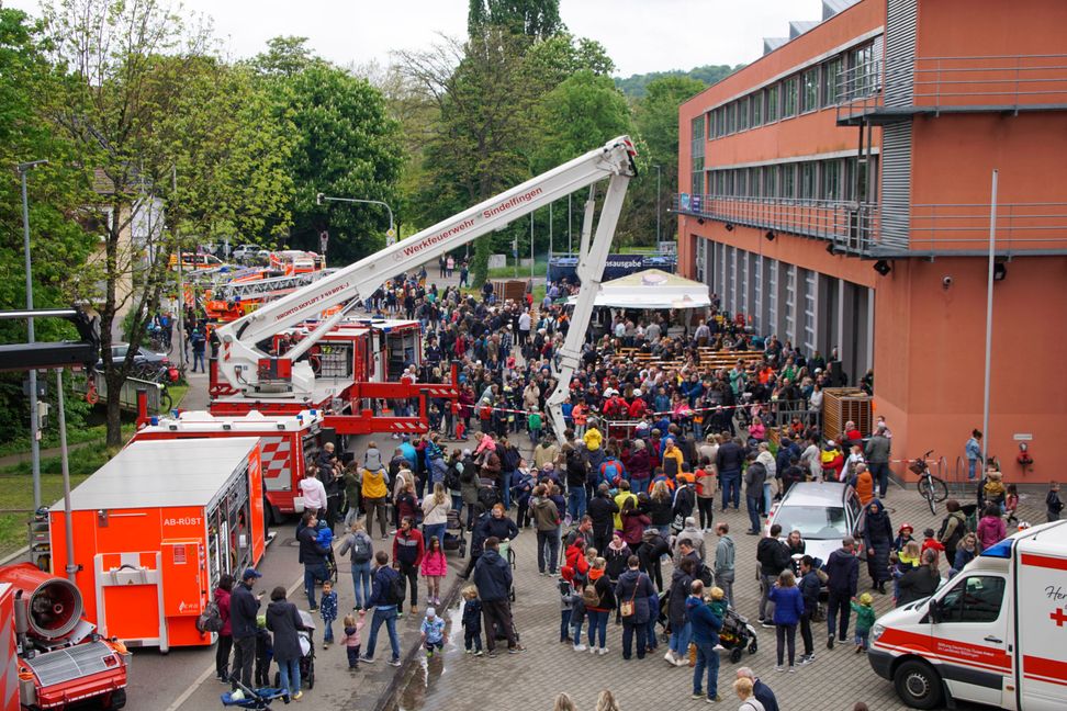 Bis zu 8000 Besucher zog es am Samstag in den Gansackerweg. Bild: Dettenmeyer