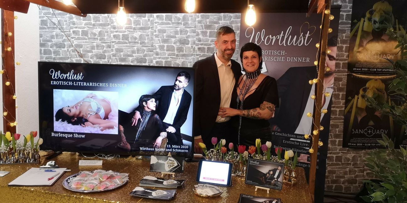 Thomas Geyer und Elke Schmid sind die Macher des Stuttgarter Erotik Slams "Wortlust". Bild: Groß