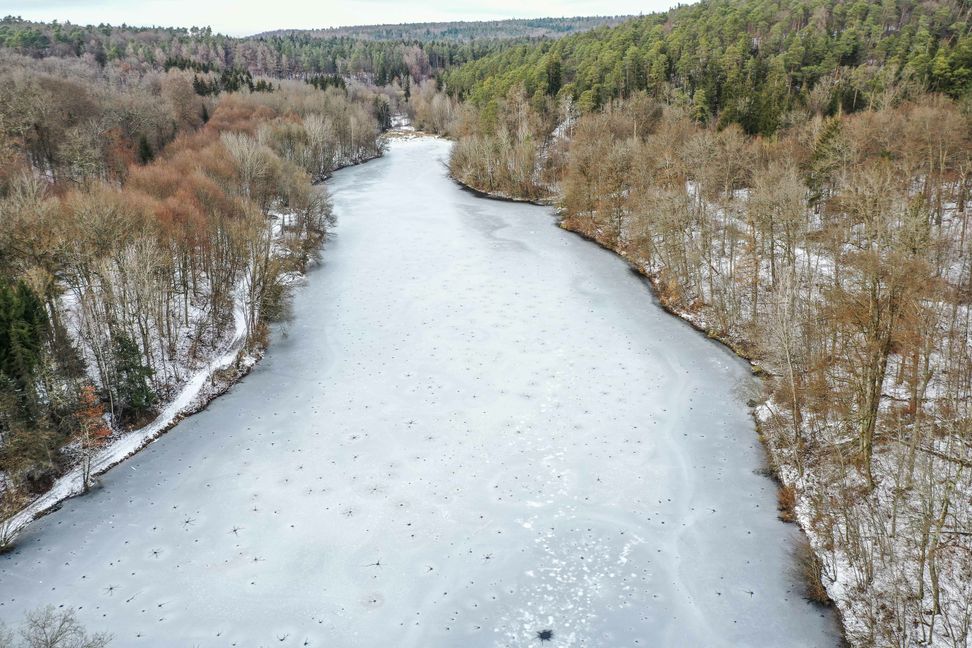 Der Sulzbachsee bei Schönaich. Bild: Dettenmeyer