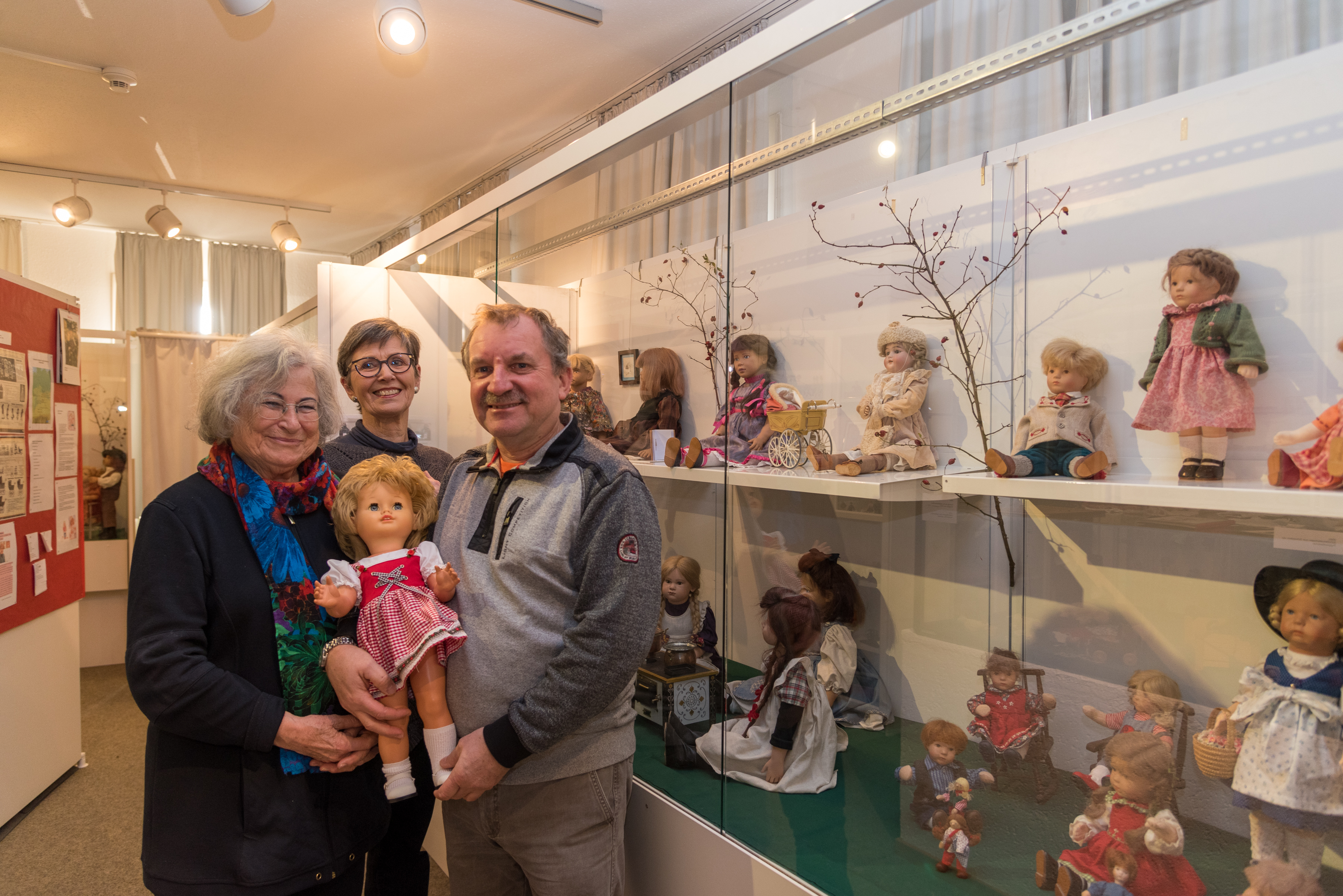 Sigrid Schöck, Monika Stroh und Erwin Steegmüller sind mit die Macher die aktuellen Sonderausstellung.