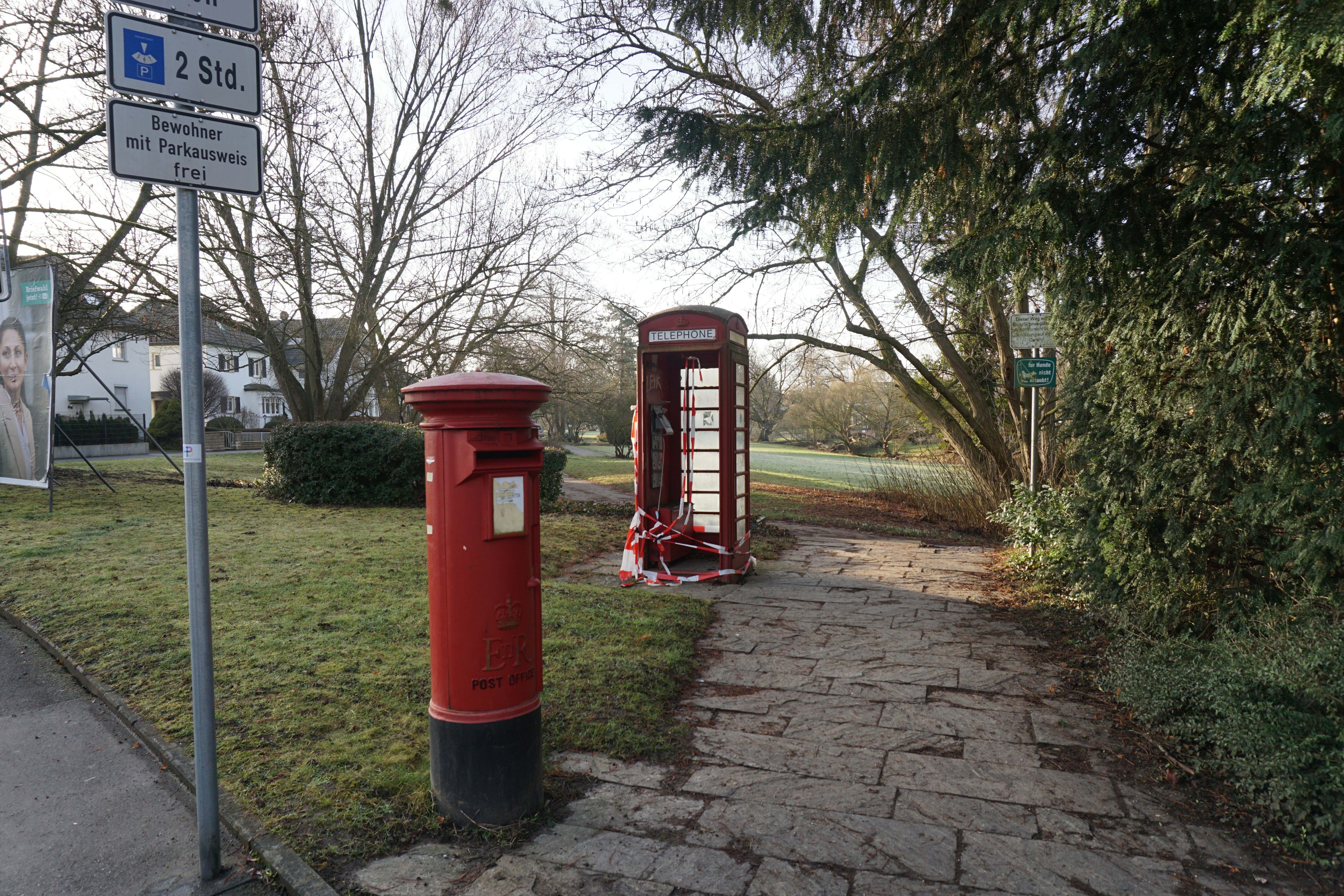 Telefonzelle Dronfieldpark