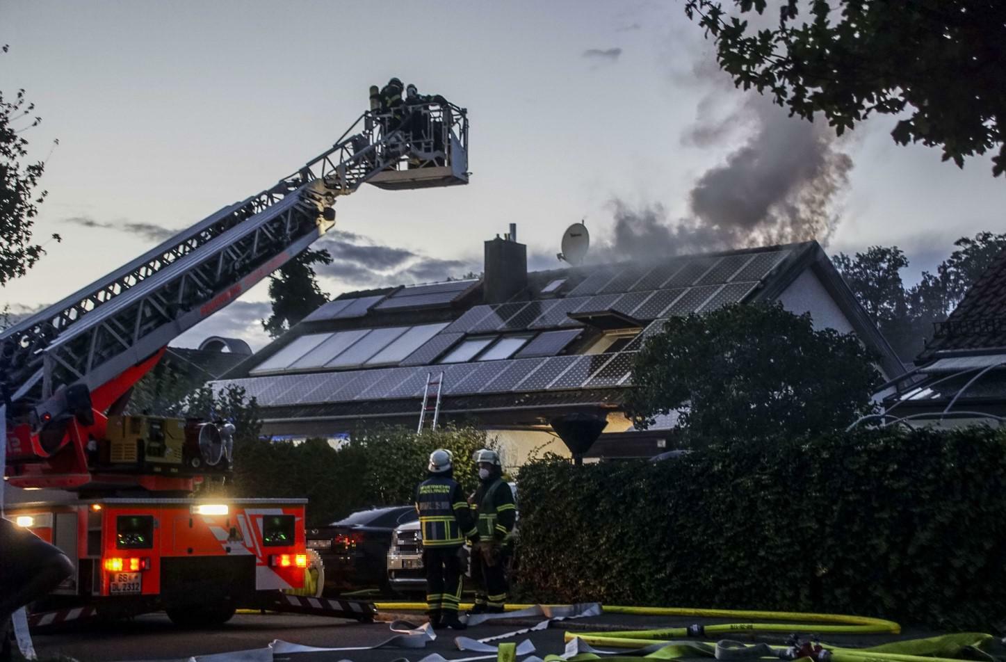 Bewohner waren nicht mehr im Haus. Bilder: SDMG/Dettenmeyer