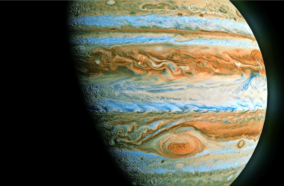 Eine Illustration des Riesenplaneten Jupiter: Im Dezember holt er den Saturn ein.