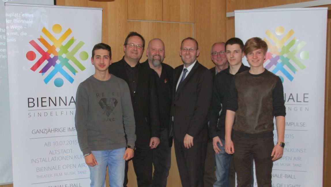 Das Kreativteam der Sindelfinger Biennale um den künstlerischen Leiter Frank Martin Widmaier (Zweiter von links). Bild: z
