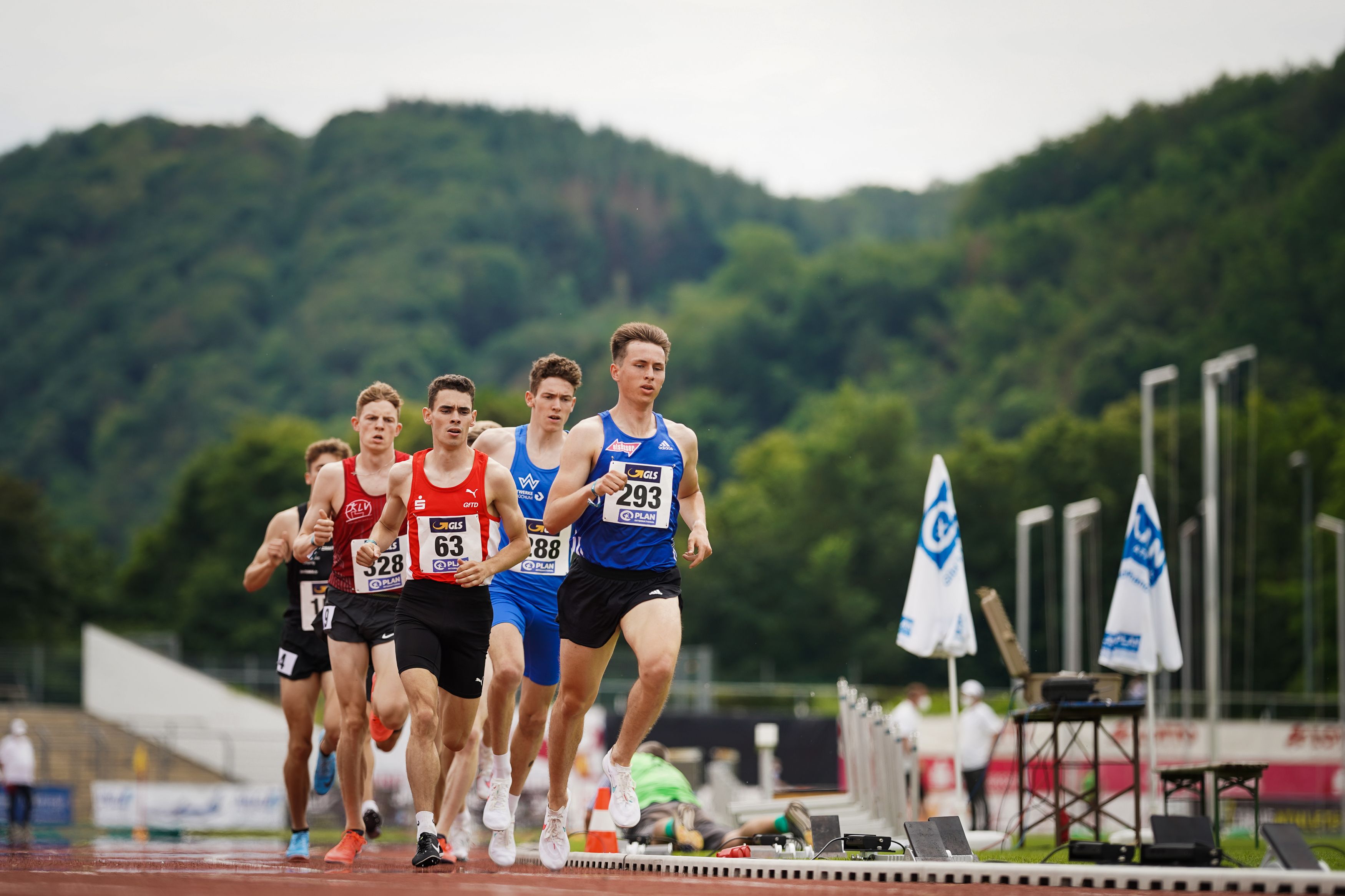 Paul Specht im 1500 Meter- Finale Ende Juni 2021 bei der deutschen U23-Meisterschaft im Stadion Oberwerth in Koblenz Bild: Eibner