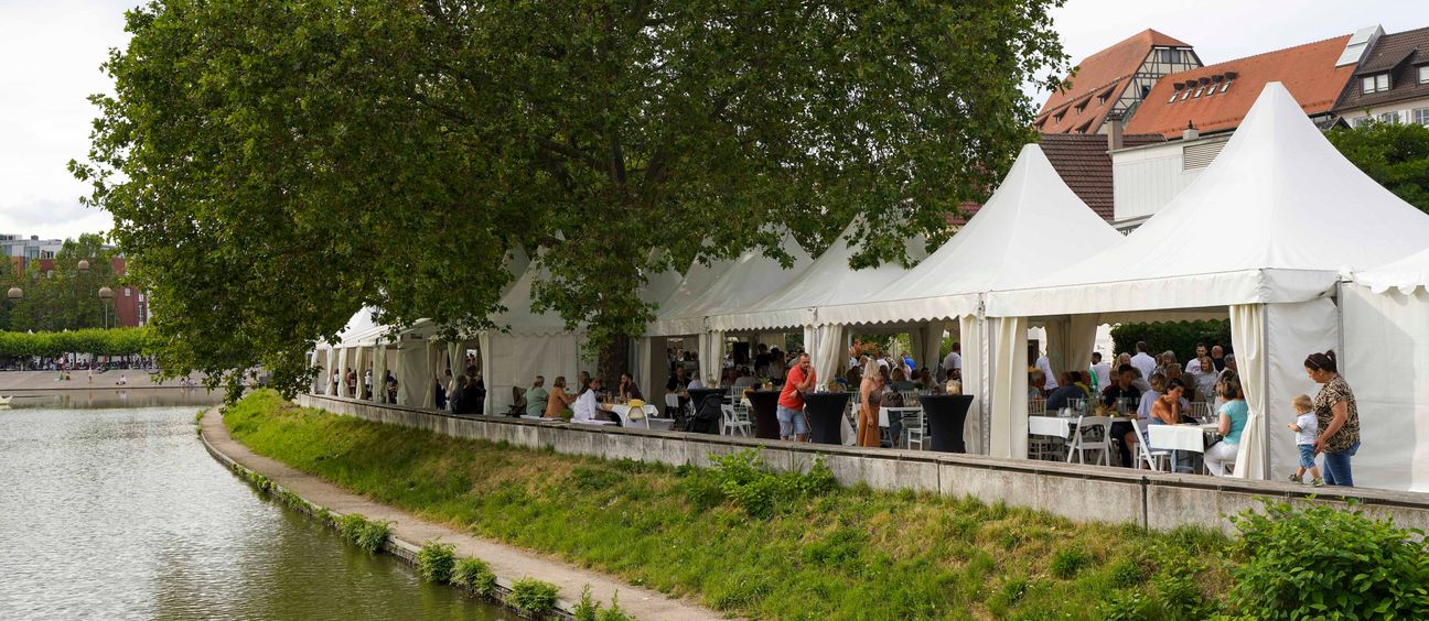 Schlemmen am See lockte auch 2023 viele Besucher an den Unteren See. Bild: Dettenmeyer