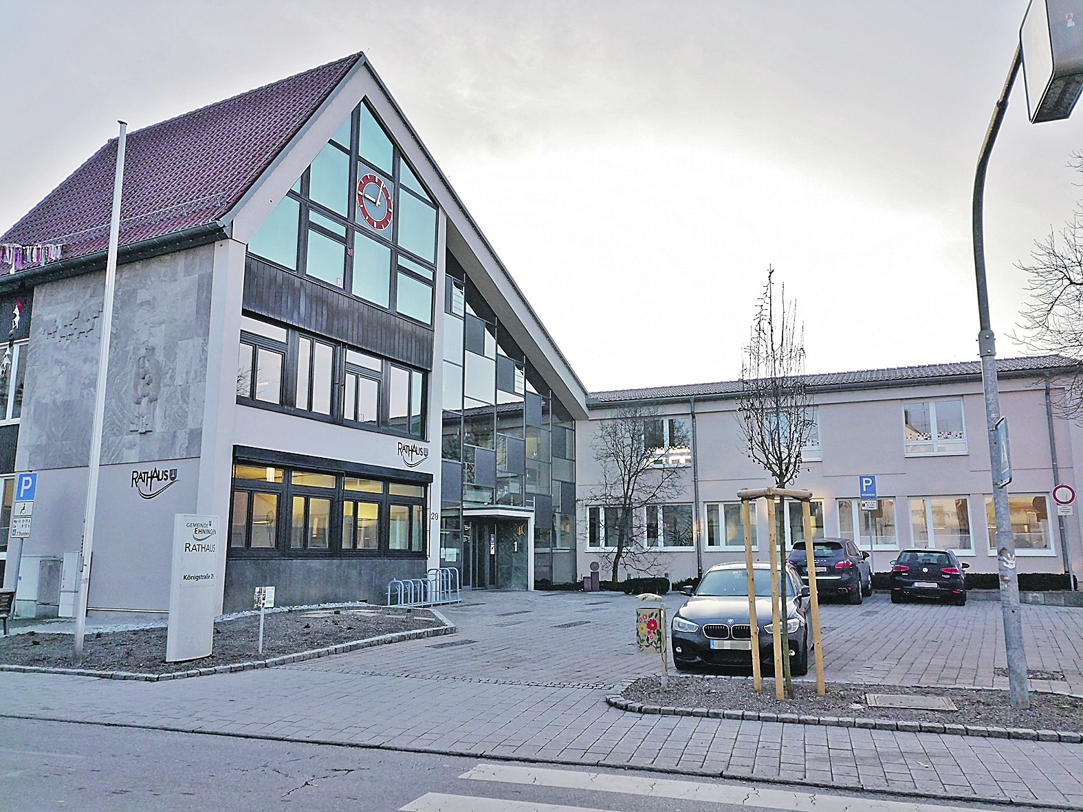 Das Ehninger Rathaus muss dringend erweitert und barrierefrei umgebaut werden. Im März will die Verwaltung ihre Pläne vorstellen.  Bild: Nüßle