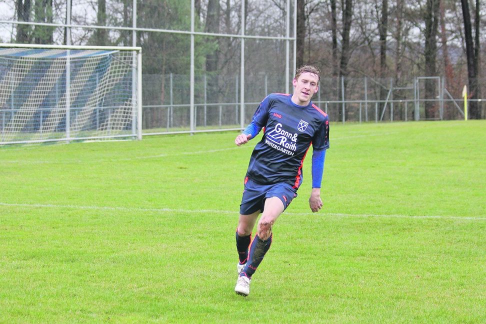 Noel Hellmann erzielte die 1:0-Führung für den TV Darmsheim bei der 1:2-Niederlage in Tübingen. Bild: Oberdorfer
