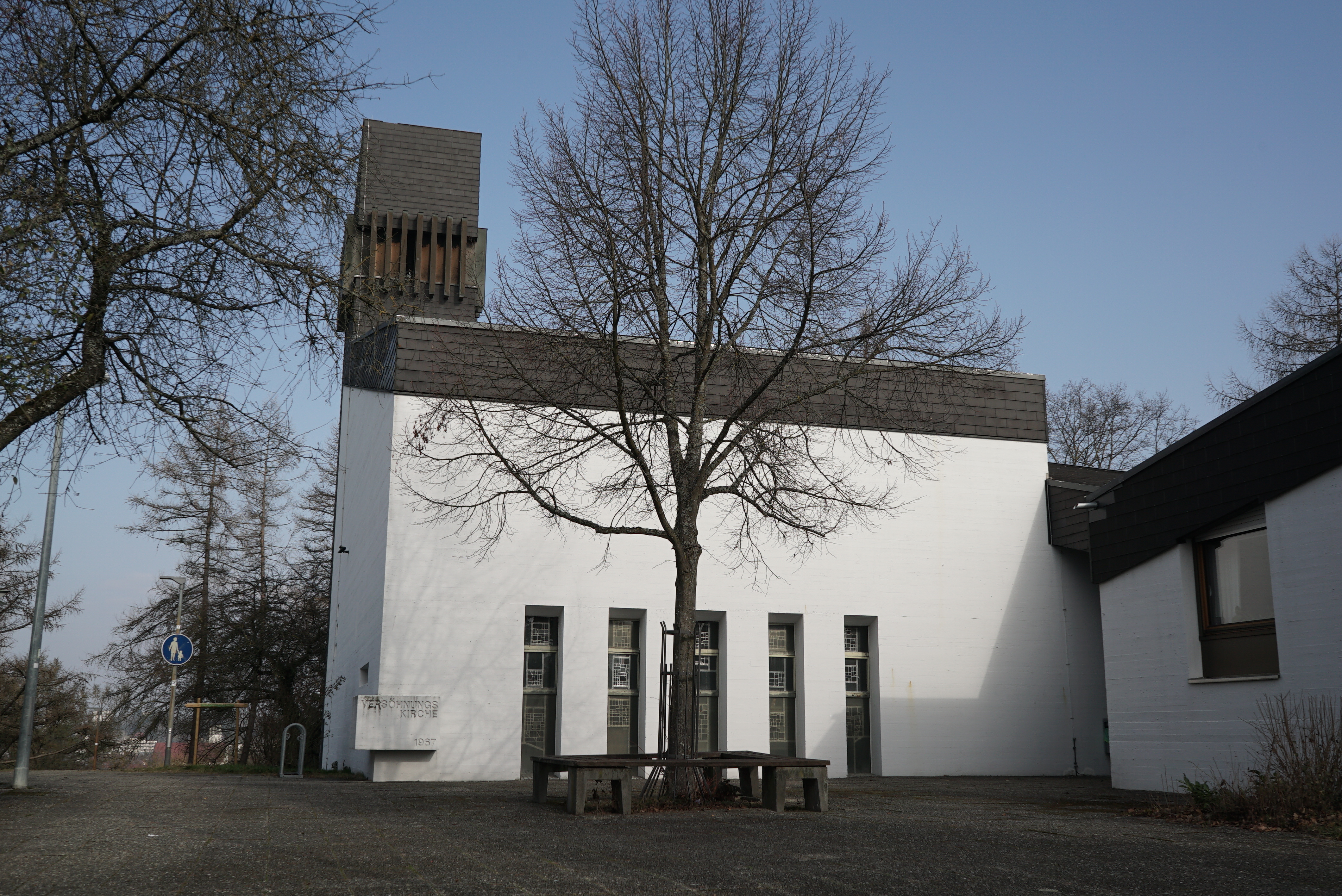 Die Versöhnungskirche auf dem Goldberg.   Bild: Heiden