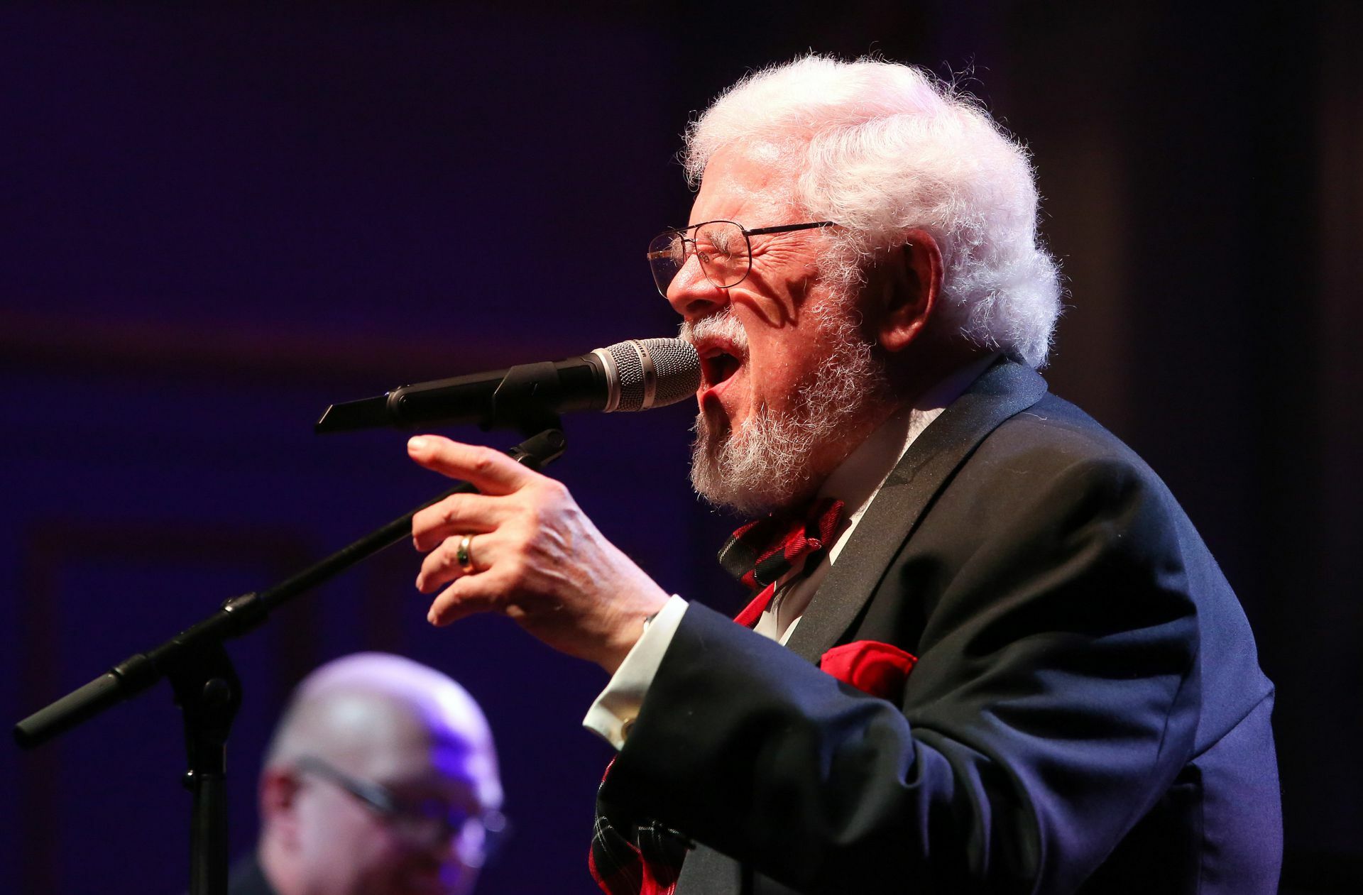Als junger US-Amerikaner kam er nach Deutschland und wurde mit Schlager- und Jazzmusik bekannt.
 Foto: dpa