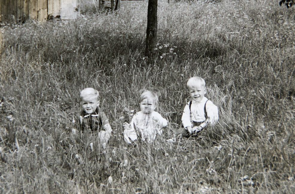 1962: Rainer (rechts) mit Bruder Dieter und Schwester Christel