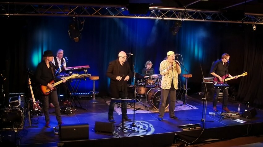 „Poems on the Rocks“ im Sindelfinger Pavillon. Bild: Heiden