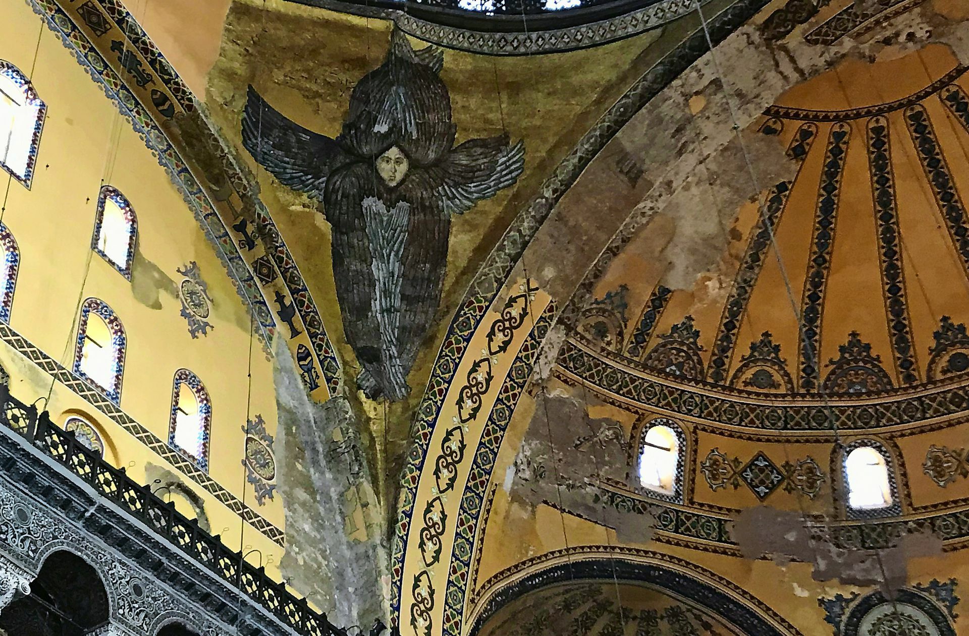 Der Engel in der Kuppel der Hagia Sophia in Istanbul.