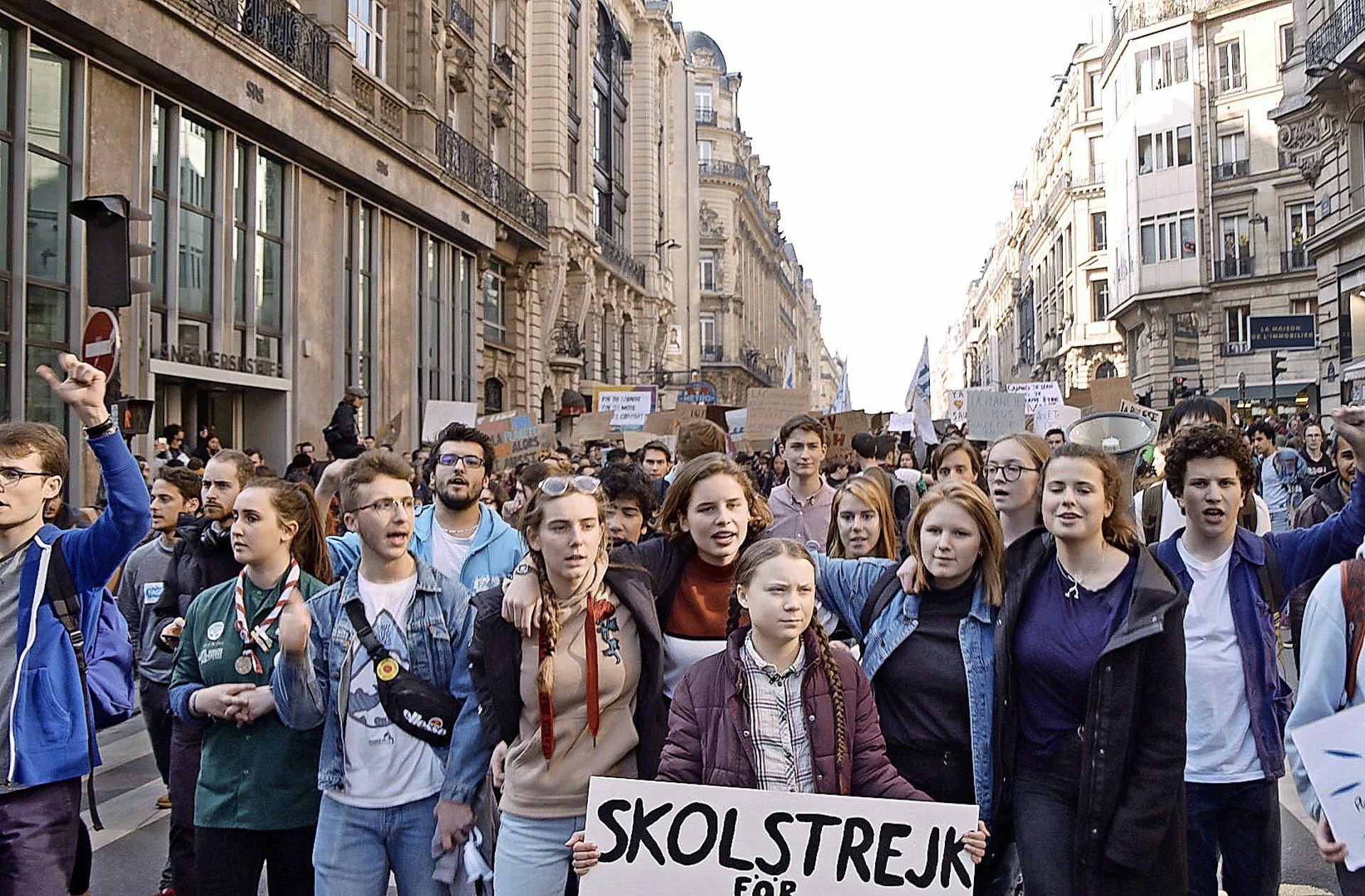 Bei den Filmfestspielen in Venedig wird auch ein  umstrittenes Porträt von Greta Thunberg gezeigt.