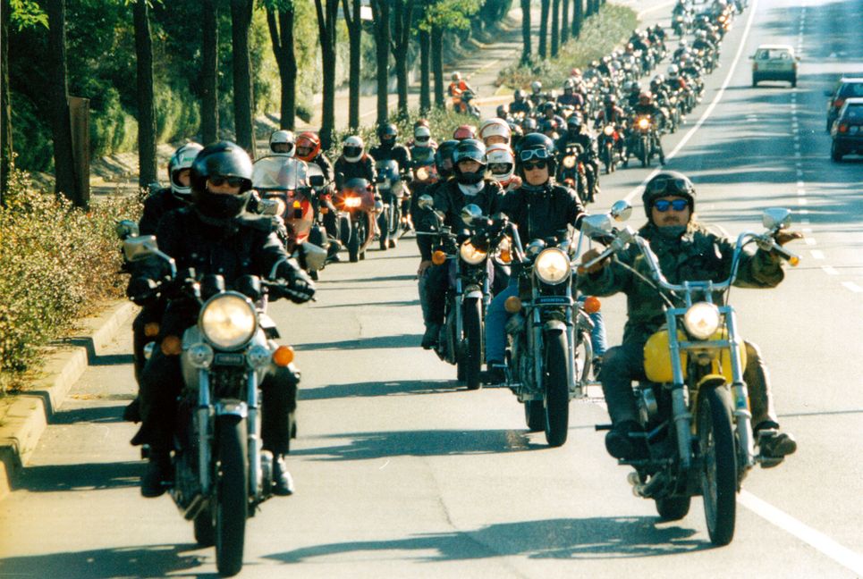 Böblingen: Gedenkfahrt für verunglückte Motorradfahrer. Bild: z